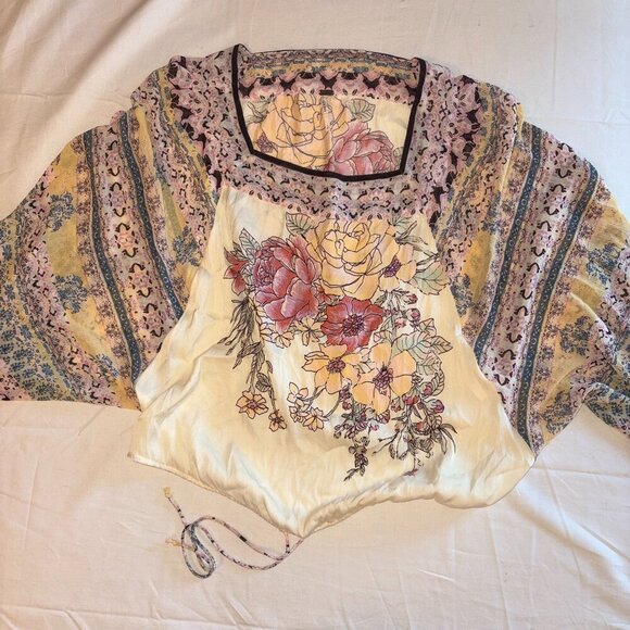 Free People Blue Nile Printed Top Blouse Batwing Soft Floral size Small - Picture 5 of 11